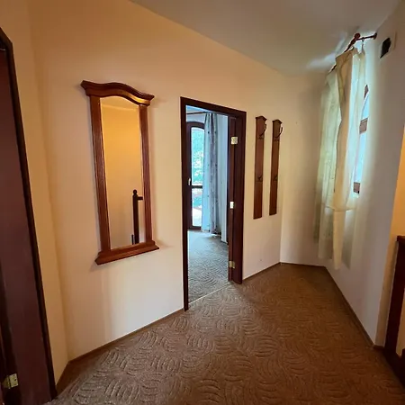 Luxury In The Pines *